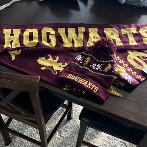 Hogwarts Hat and Scarf